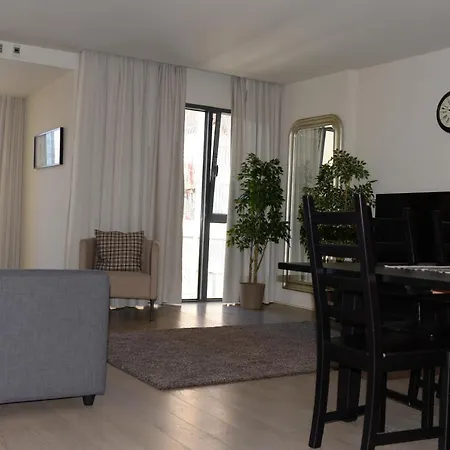 Lux With Pool And Garage *