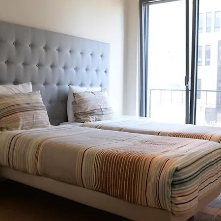 Lux With Pool And Garage Appartamento