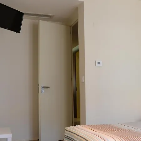 Lux With Pool And Garage Lisbona