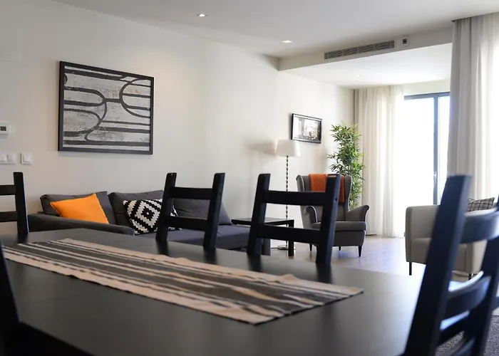 Апартаменты Lux With Pool And Garage