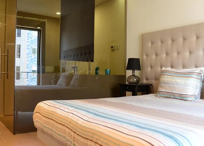 Lux With Pool And Garage شقة Lisboa